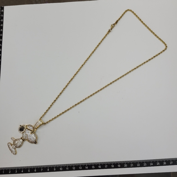 Brand New Snoopy Gold Stainless Steel Rhinestone Necklace - Picture 10 of 10